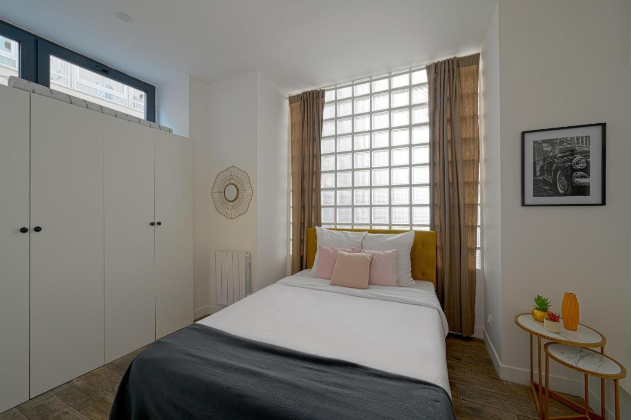 Huge 2 Floor With Unique Games & Theatre Appartement Parijs